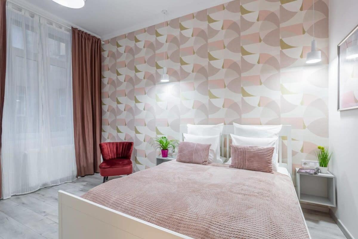 Gorgeous & Super Central Studio Budapeszt Zewnętrze zdjęcie